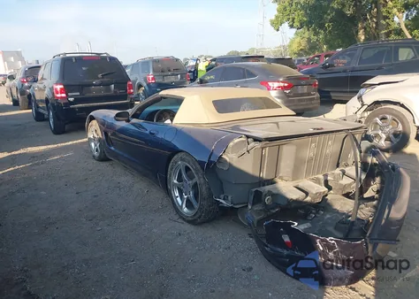 2000 Chevrolet Corvette z USA, uszkodzony, nr VIN 1G1YY32G4Y5111990